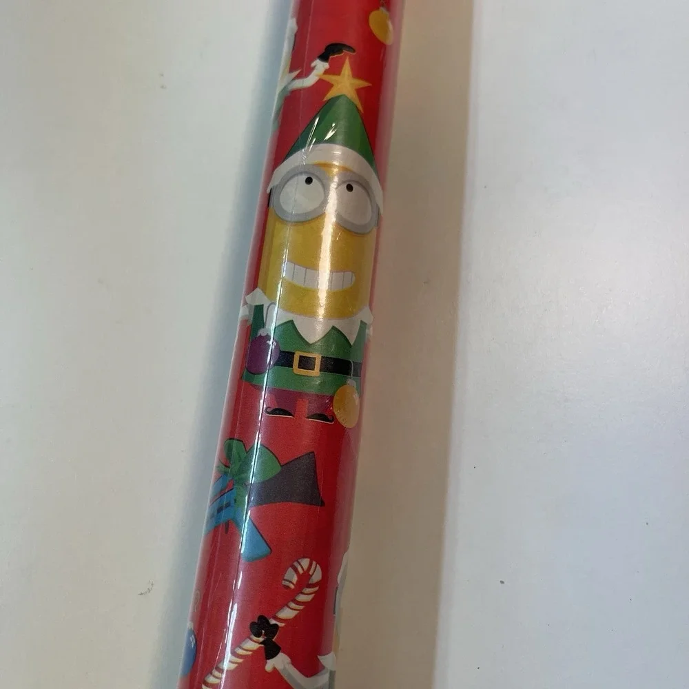 Rare MINIONS GIFT WRAPPING paper CHRISTMAS 3.33ft x 4 yds 40 sq ft